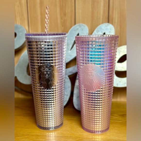 Starbucks Limited Edition 24 oz Plastic Tumblers 2020 Pink & Platinum Disco - Picture 3 of 8
